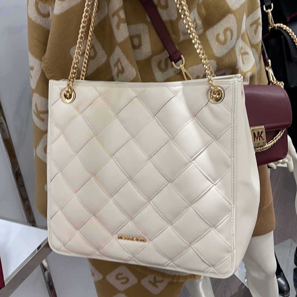 Michael Kors MK Regina Shoulder Bag Soft Leather Large Conv Bag - Picture 5 of 16